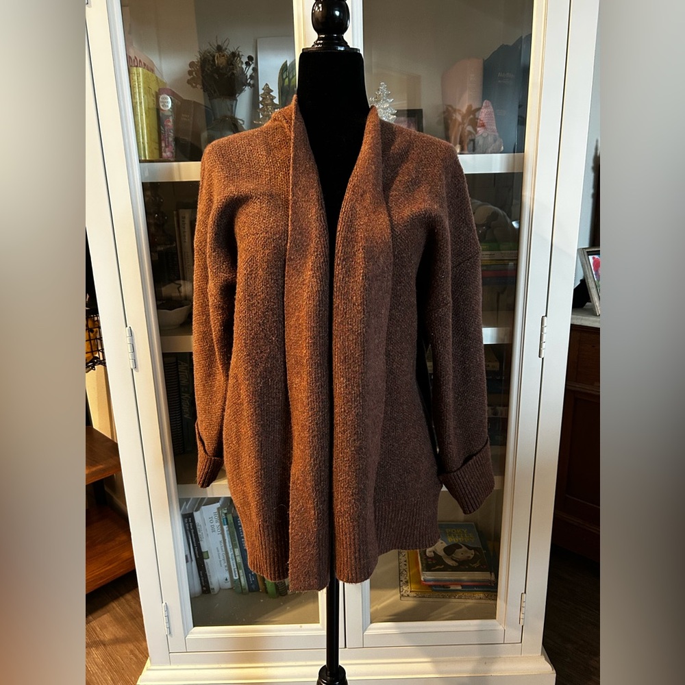 Women’s cozy and warm cardigan